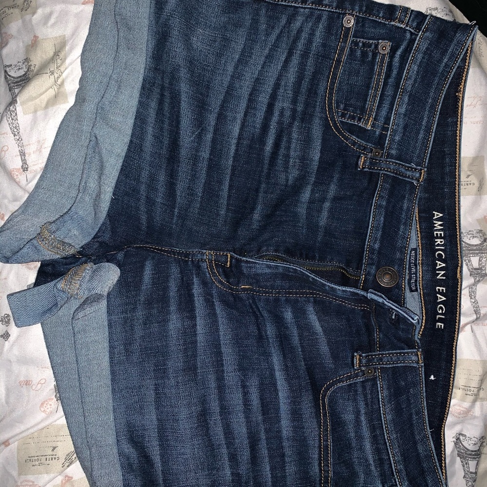 American Eagle cuffed short shorts size 16